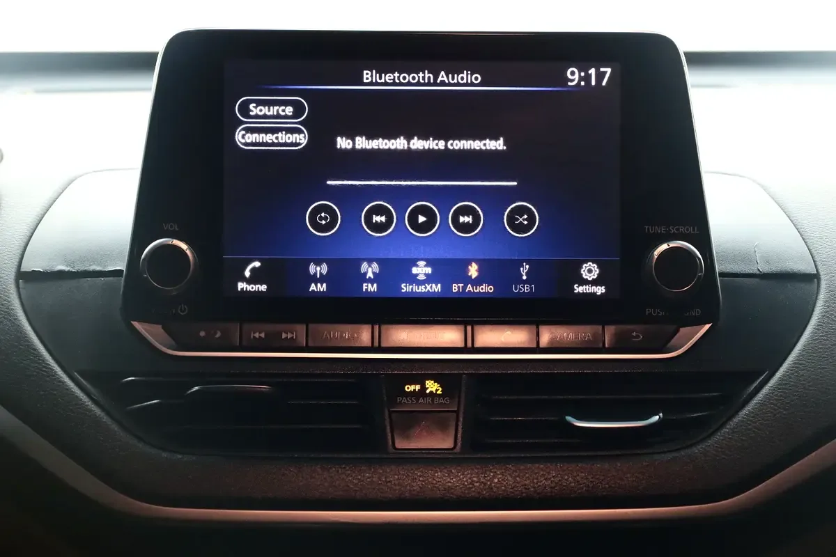 Nissan Altima 2.0 (248 hp), gasoline, variator (CVT), front drive - 13