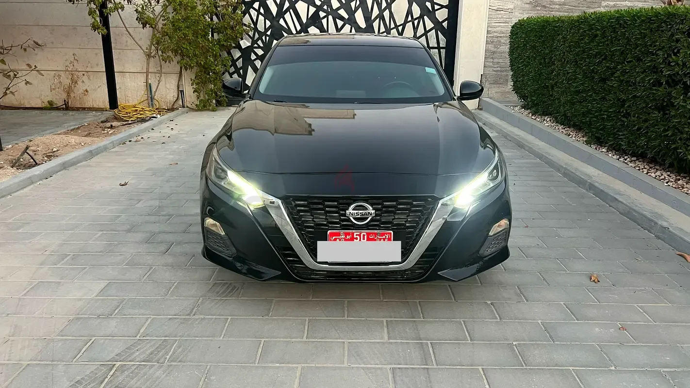 Nissan Altima 2.0 CVT (156 hp)