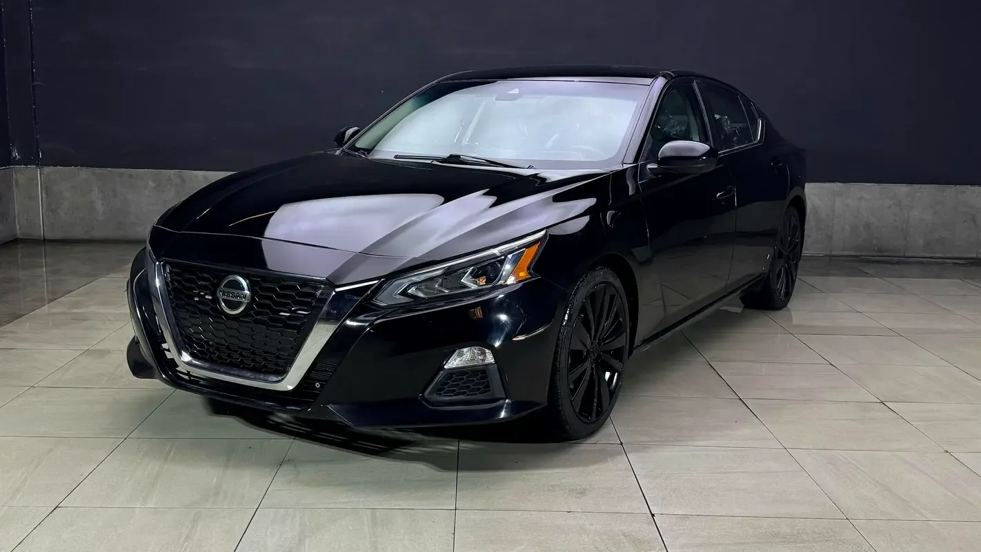 Nissan Altima 2.0 CVT (156 hp) - 2