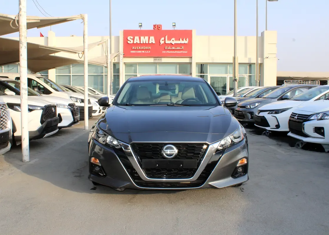 Nissan Altima 2.0 CVT (156 hp) - 2