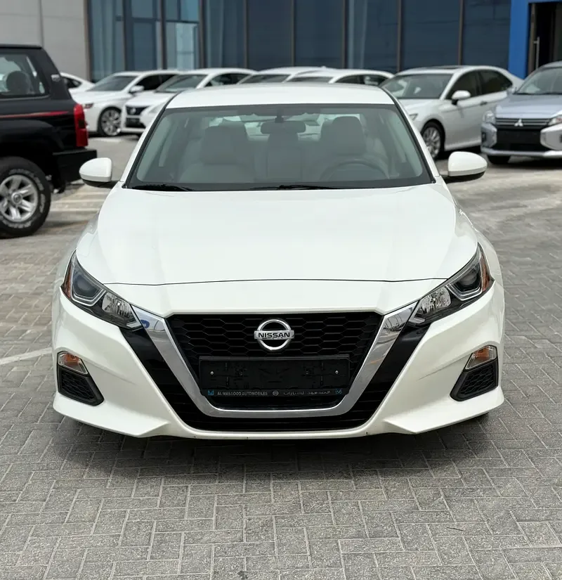 Nissan Altima 2.5 (188 hp), gasoline, variator (CVT), front drive