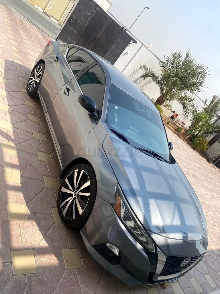 Nissan Altima 2.5 (188 حصان), بنزين, variator (CVT), front drive - 2