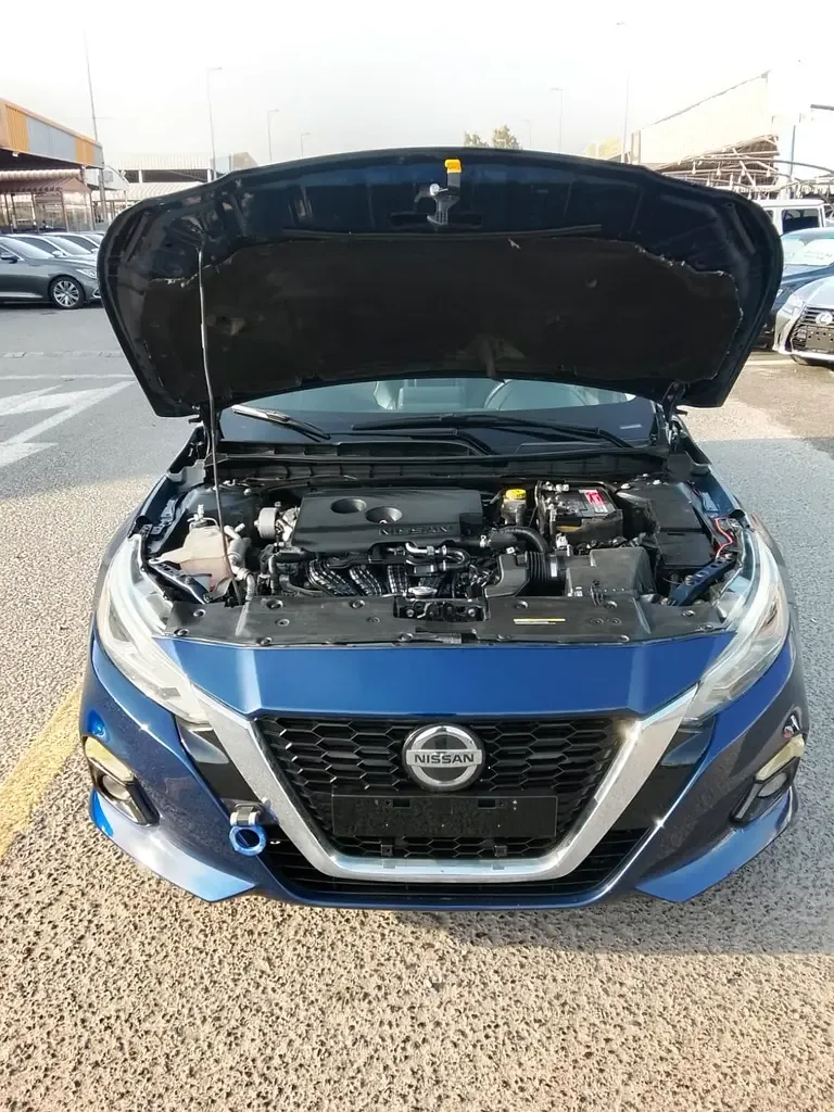 Nissan Altima 2.5 (188 حصان), بنزين, variator (CVT), front drive - 9