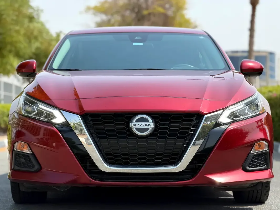 Nissan Altima 2.5 (188 حصان), بنزين, variator (CVT), front drive - 2