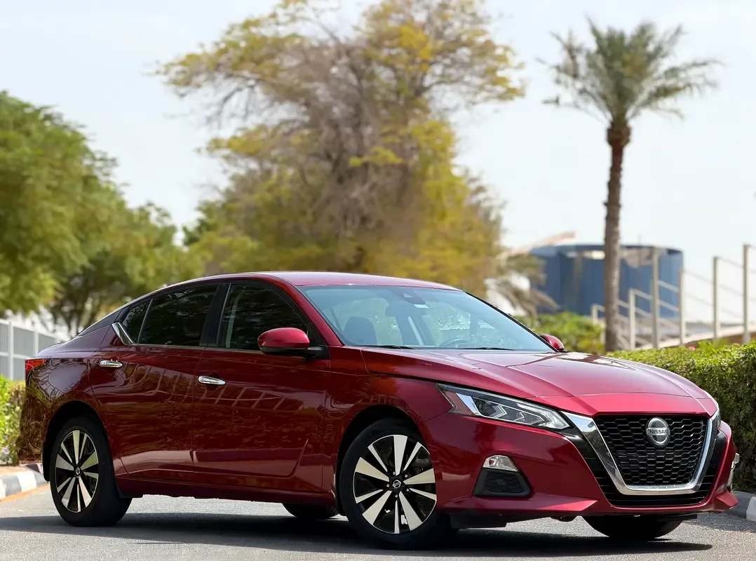 Nissan Altima 2.5 (188 hp), gasoline, variator (CVT), front drive