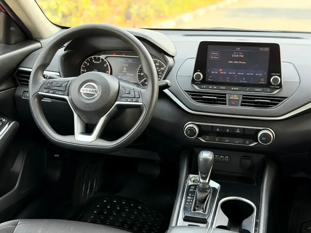Nissan Altima 2.5 (188 حصان), بنزين, variator (CVT), front drive - 12