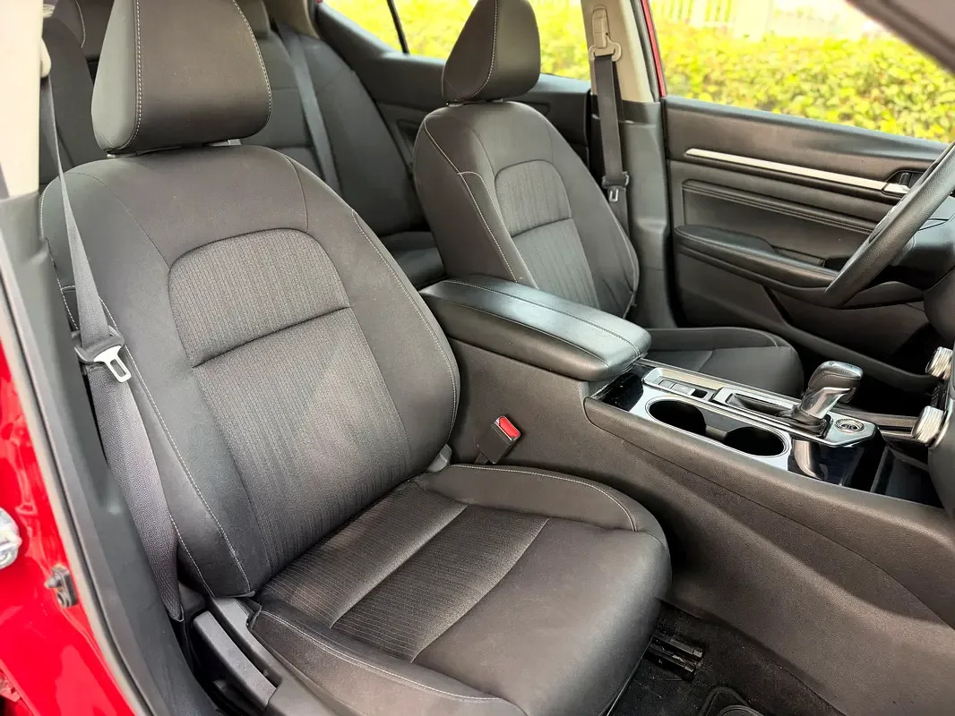 Nissan Altima 2.5 (188 حصان), بنزين, variator (CVT), front drive - 15