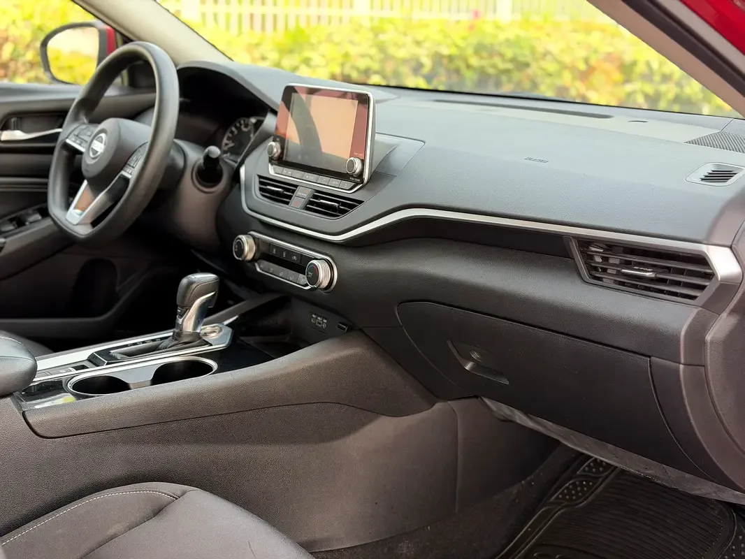 Nissan Altima 2.5 (188 حصان), بنزين, variator (CVT), front drive - 13