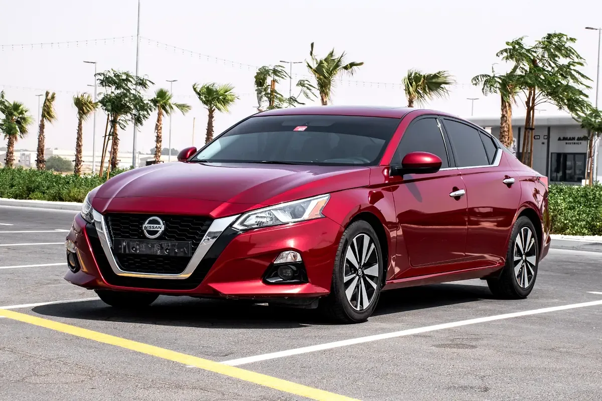 Nissan Altima 2.5 (188 hp), gasoline, variator (CVT), front drive - 2