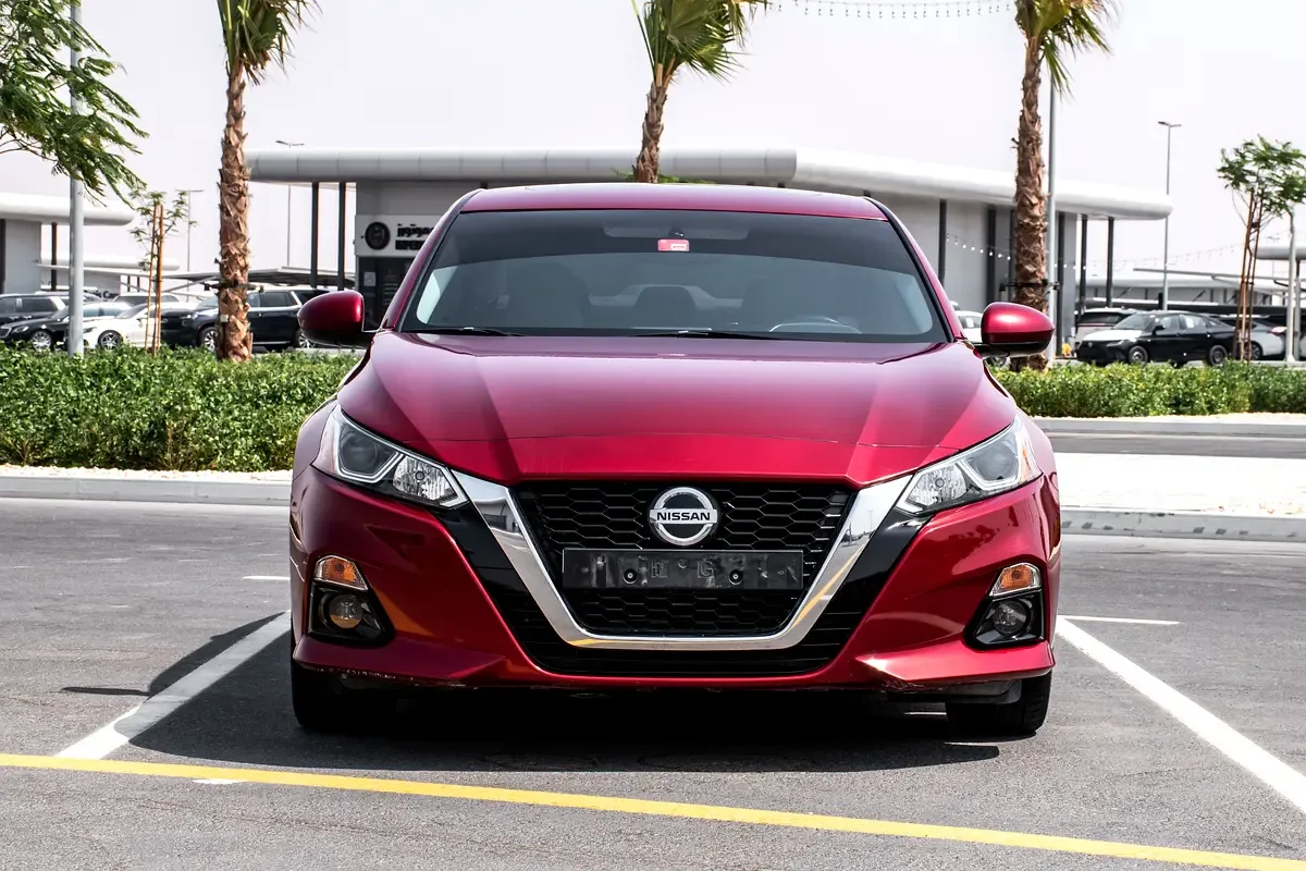 Nissan Altima 2.5 (188 hp), gasoline, variator (CVT), front drive - 3