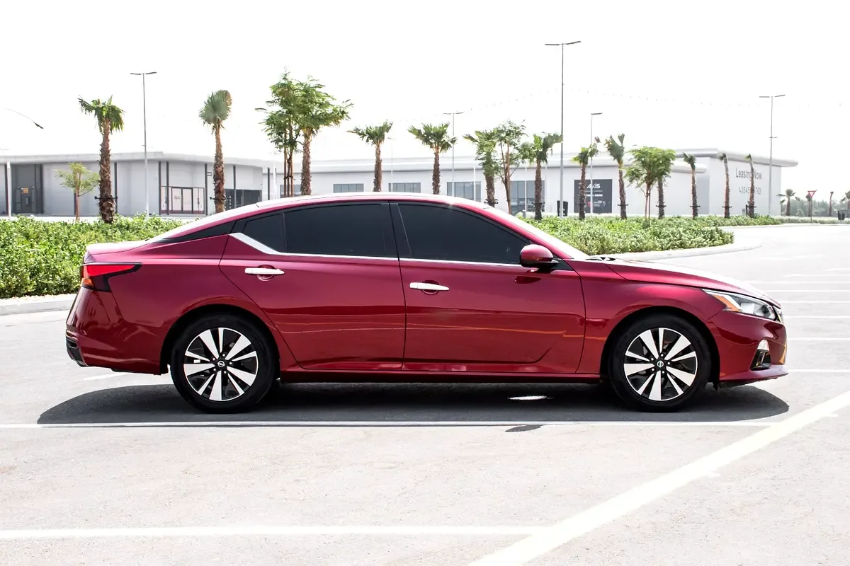 Nissan Altima 2.5 (188 hp), gasoline, variator (CVT), front drive - 5