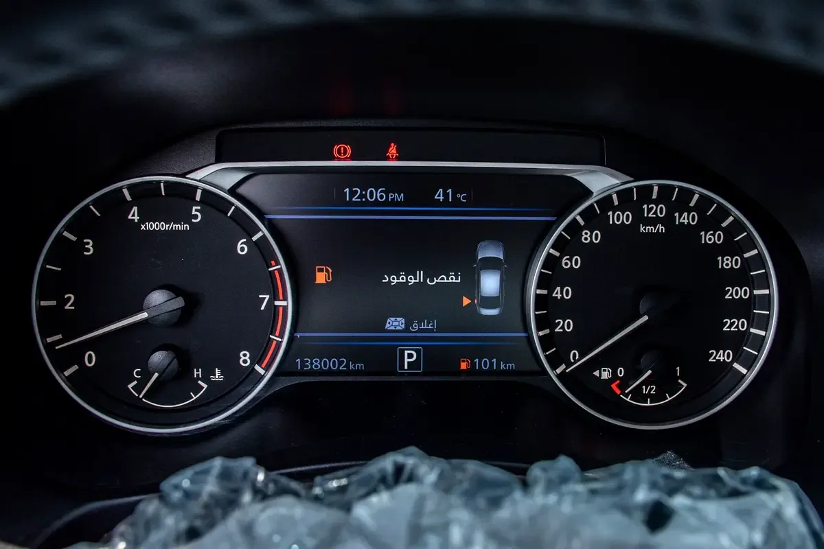 Nissan Altima 2.5 (188 hp), gasoline, variator (CVT), front drive - 12