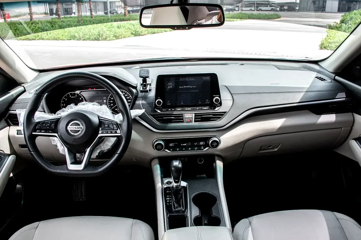 Nissan Altima 2.5 (188 hp), gasoline, variator (CVT), front drive - 11