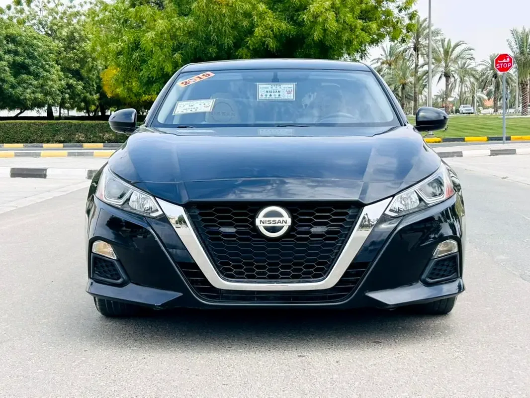 Nissan Altima 2.5 (188 حصان), بنزين, variator (CVT), front drive