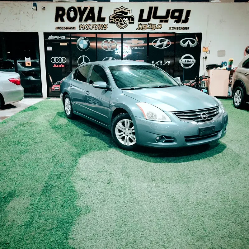 Nissan Altima 2.5 CVT (172 hp)