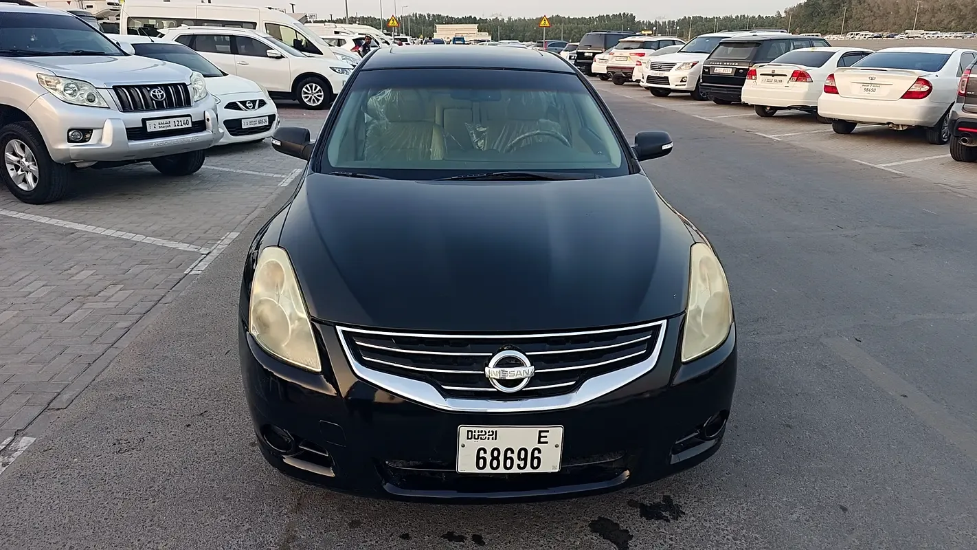 Nissan Altima 2.5 CVT (172 حصان) - 15