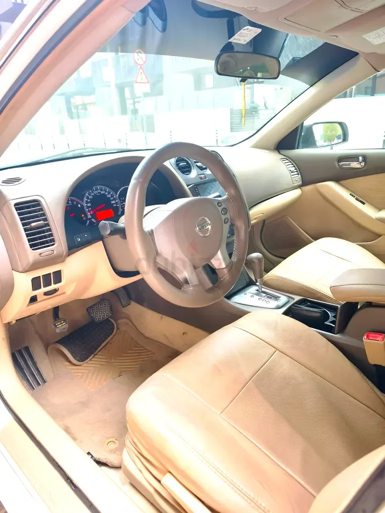 Nissan Altima 2.5 CVT (172 حصان) - 8