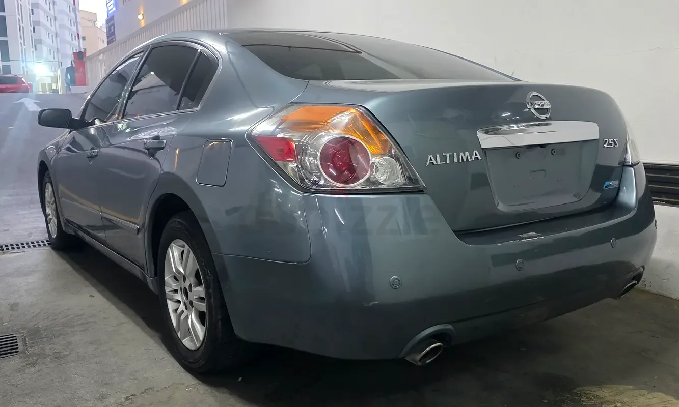 Nissan Altima 2.5 CVT (172 حصان) - 3