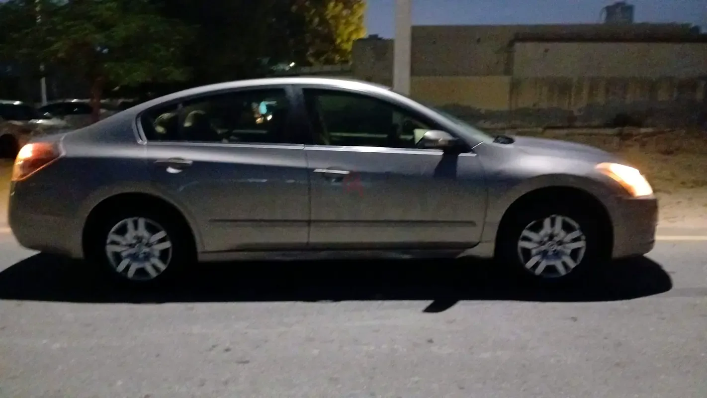 Nissan Altima 2.5 CVT (172 hp)
