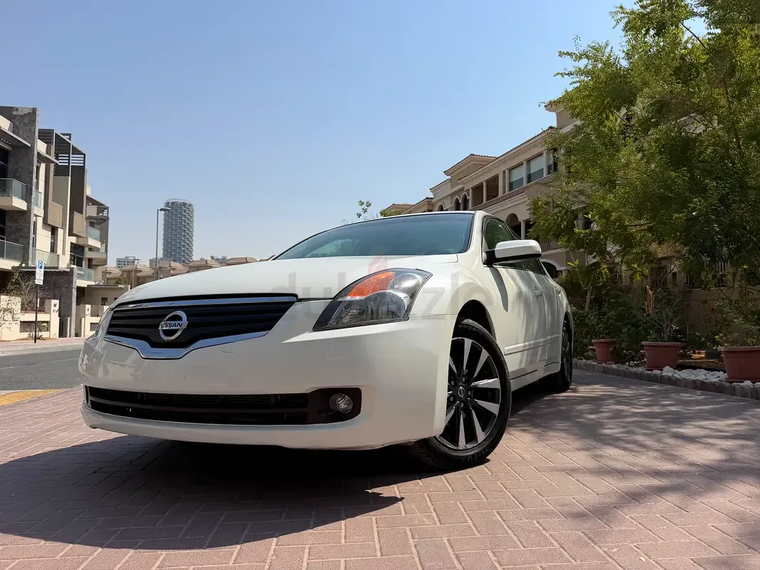 Nissan Altima 2.5 CVT (172 حصان) - 5