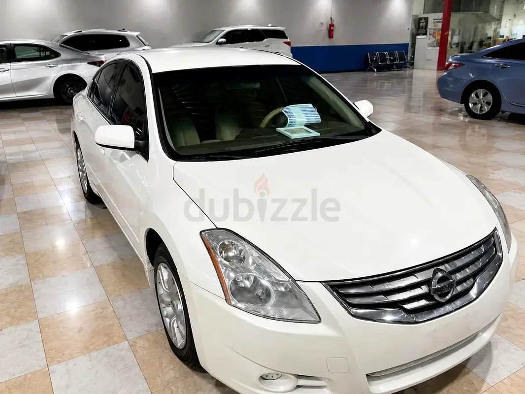 Nissan Altima 2.5 CVT (175 hp)