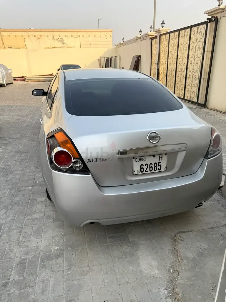 Nissan Altima 2.5 CVT (177 hp)
