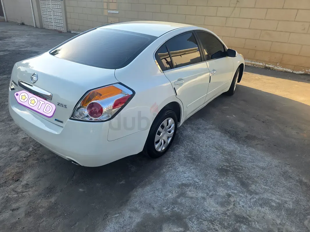 Nissan Altima 2.5 CVT (177 hp) - 3