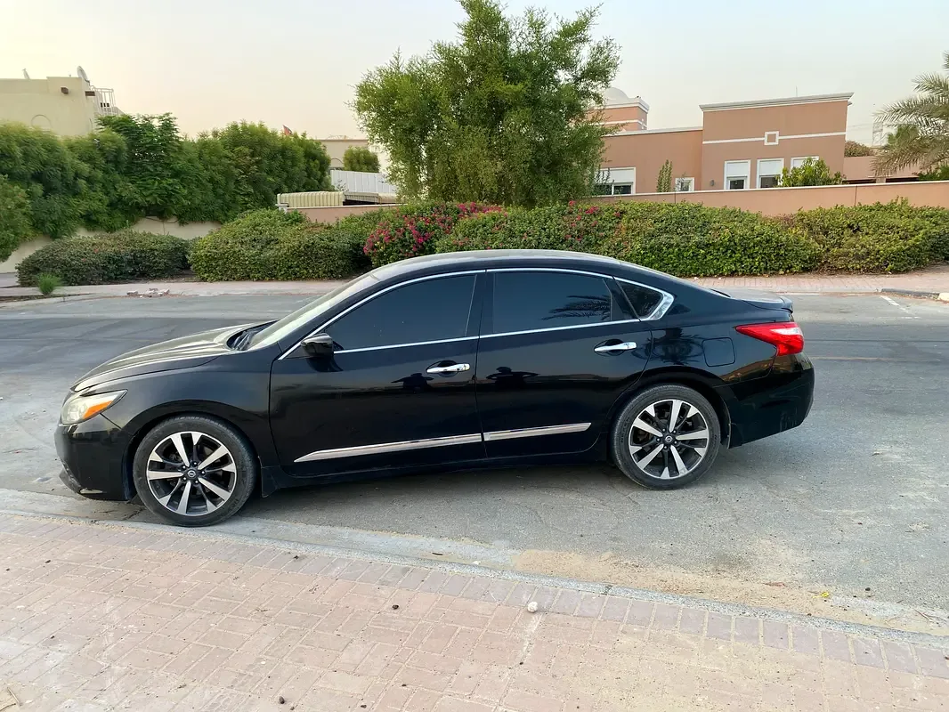 Nissan Altima 2.5 CVT (182 hp)