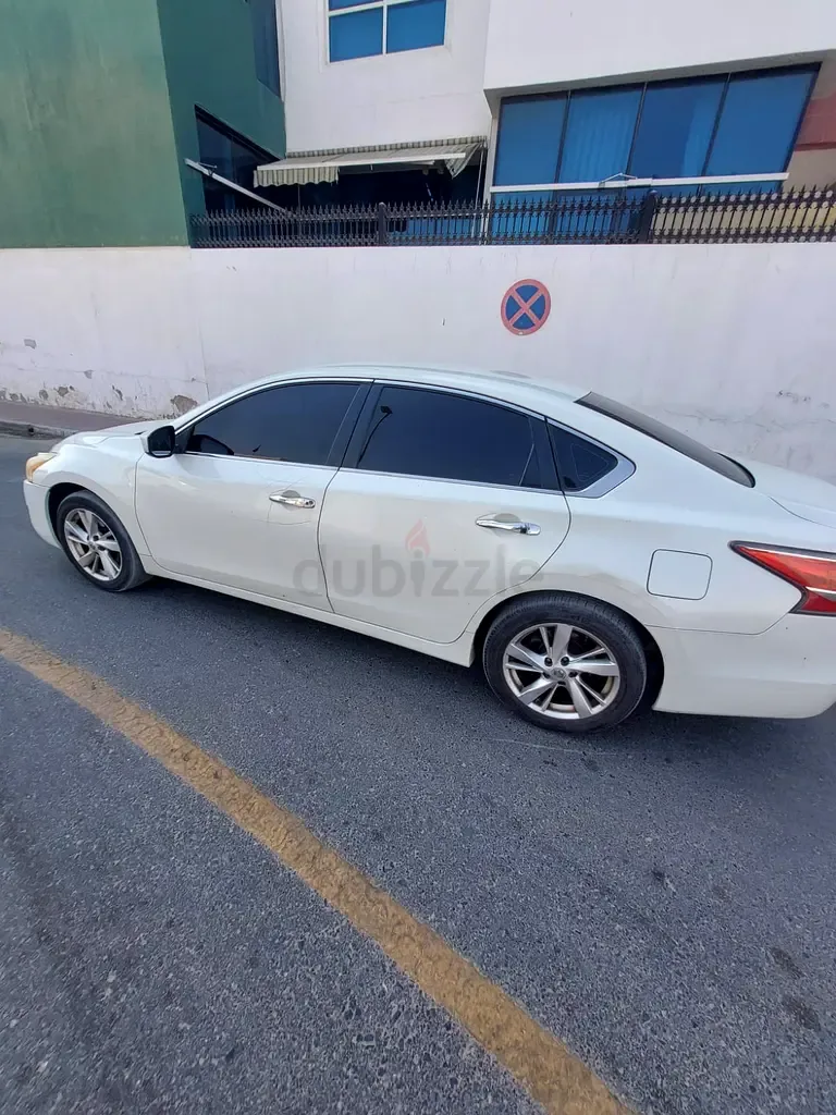Nissan Altima 2.5 CVT (182 hp)