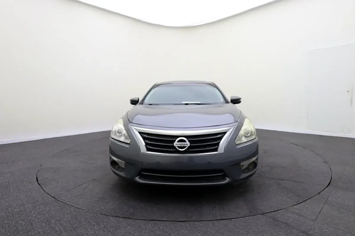 Nissan Altima 2.5 CVT (182 hp)