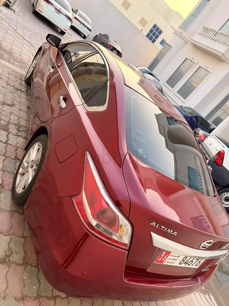 Nissan Altima 2.5 CVT (182 hp)
