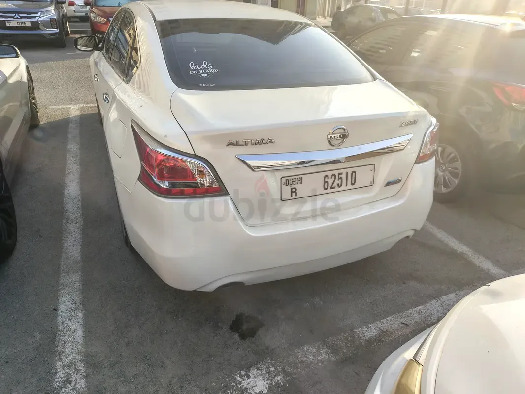 Nissan Altima 2.5 CVT (182 hp)
