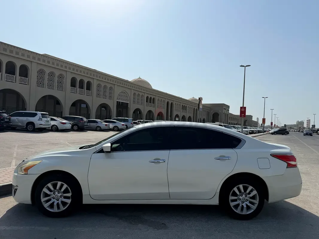 Nissan Altima 2.5 CVT (182 hp) - 4