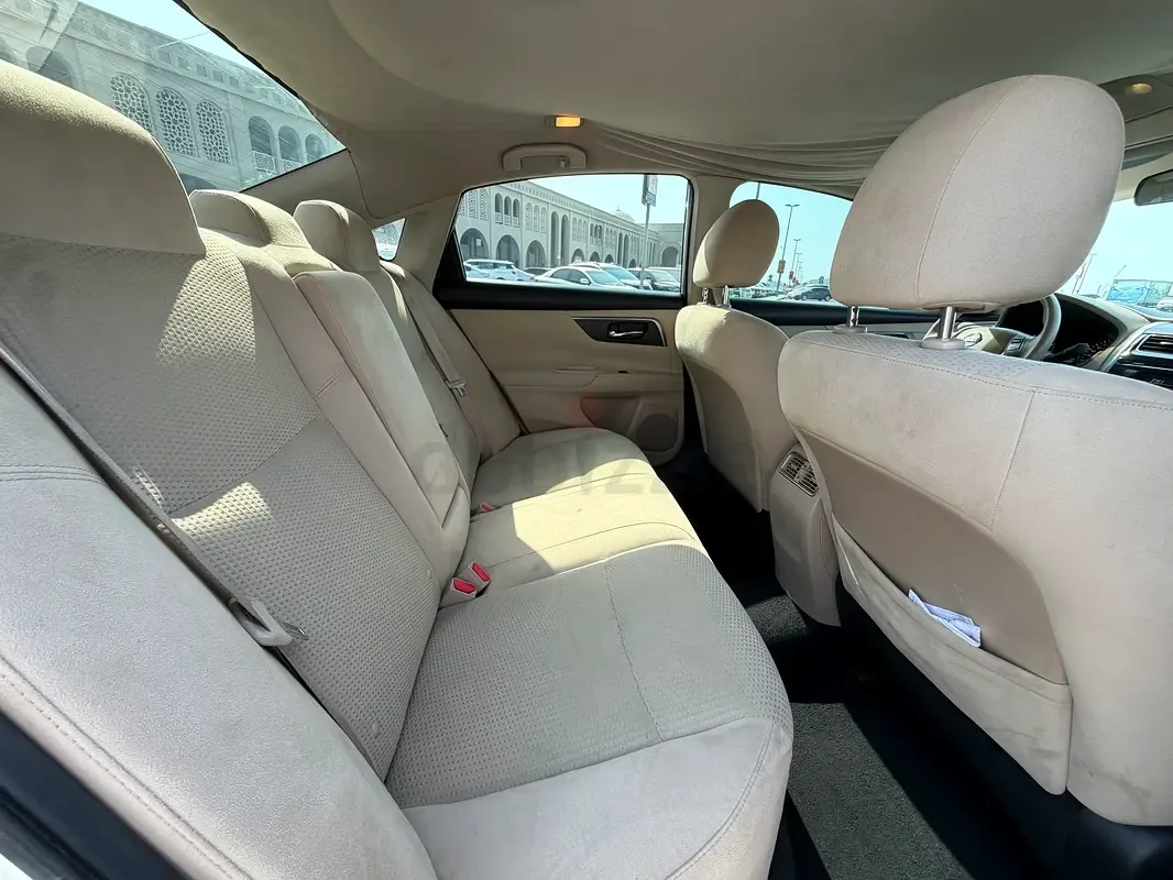 Nissan Altima 2.5 CVT (182 hp) - 10