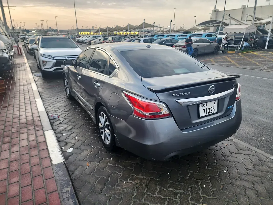 Nissan Altima 2.5 CVT (182 حصان) - 7