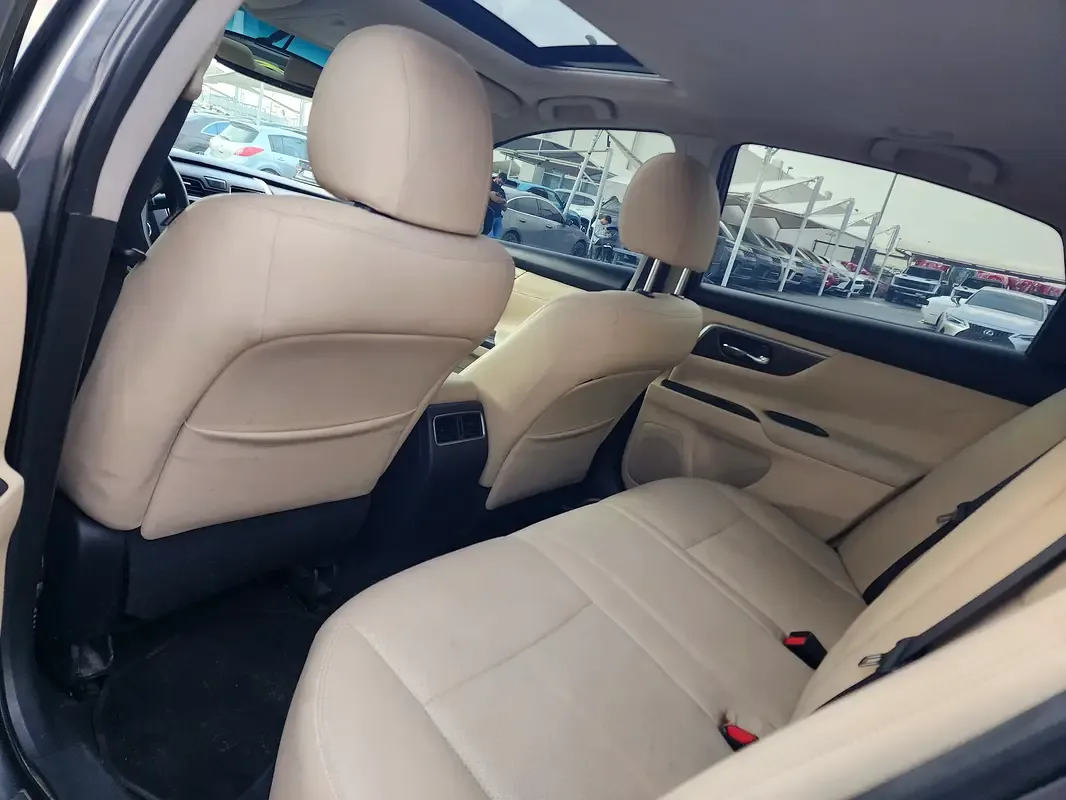 Nissan Altima 2.5 CVT (182 حصان) - 13
