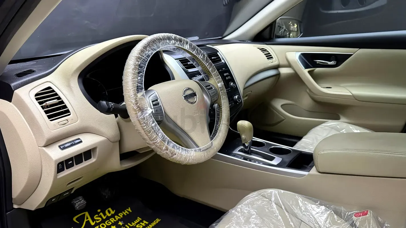 Nissan Altima 2.5 CVT (182 hp) - 6
