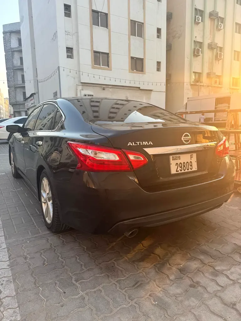 Nissan Altima 2.5 CVT (182 حصان) - 3