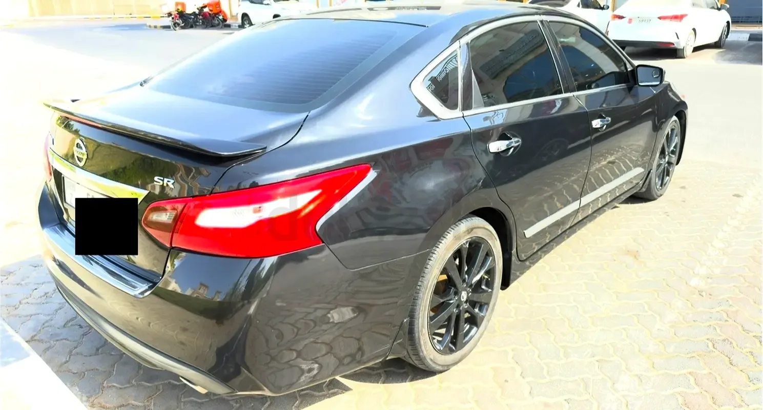 Nissan Altima 2.5 CVT (182 حصان) - 5