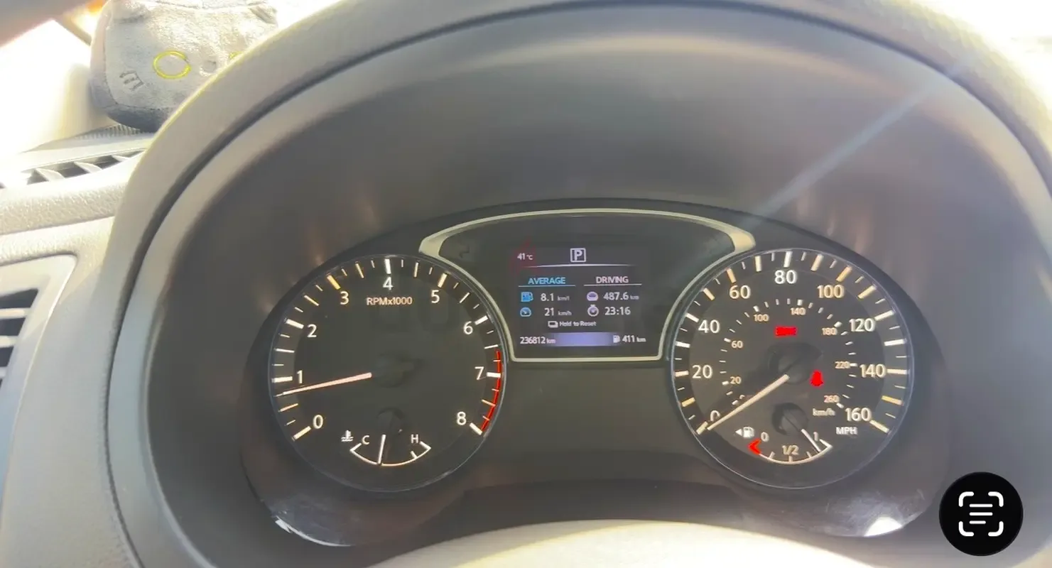 Nissan Altima 2.5 CVT (182 حصان) - 12