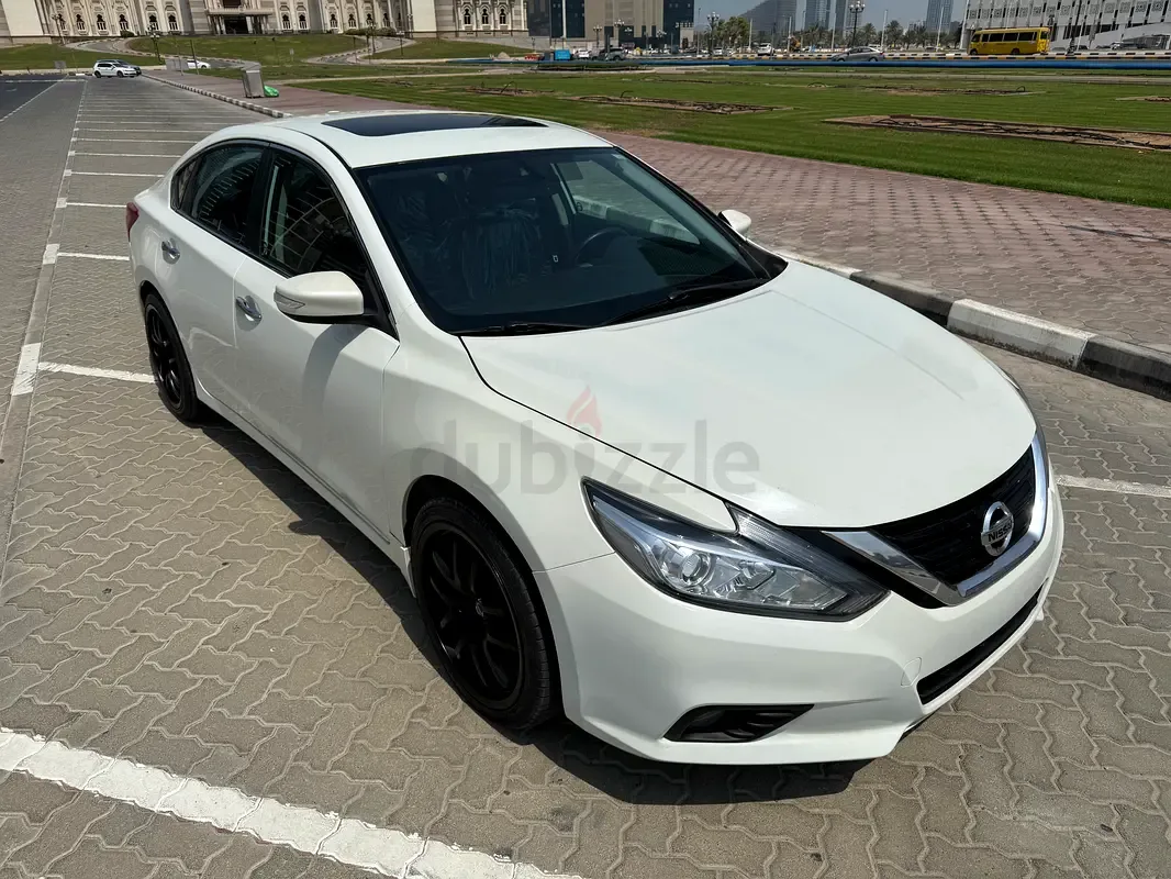 Nissan Altima 2.5 CVT (182 حصان) - 4