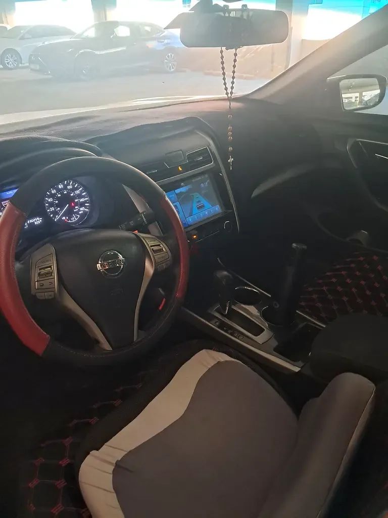 Nissan Altima 2.5 CVT (182 حصان) - 4