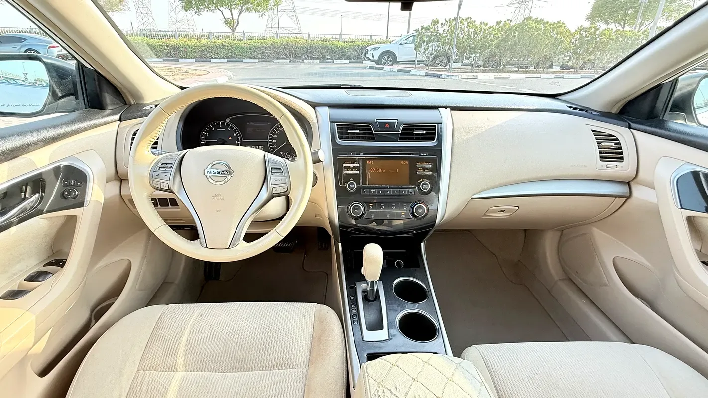 Nissan Altima 2.5 CVT (182 حصان) - 18