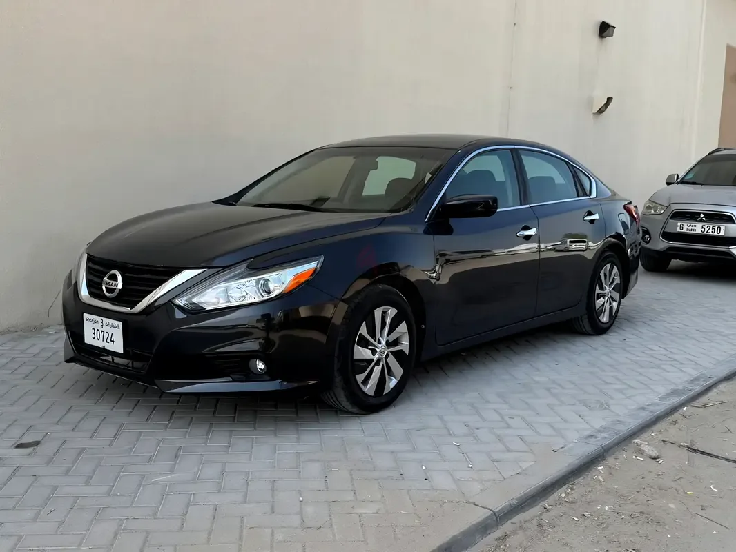 Nissan Altima 2.5 CVT (182 hp) - 2