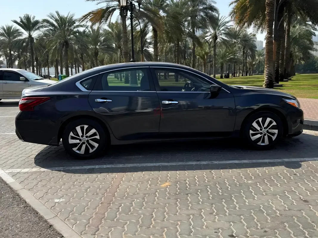 Nissan Altima 2.5 CVT (182 hp) - 9