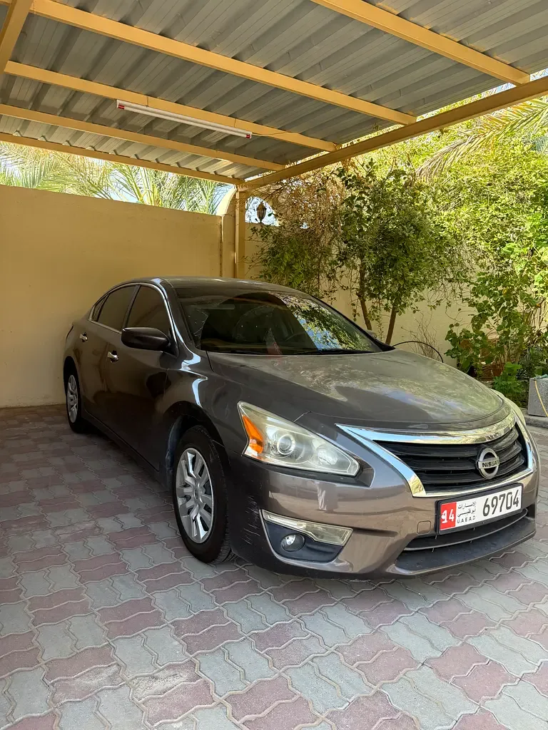 Nissan Altima 2.5 CVT (182 hp)