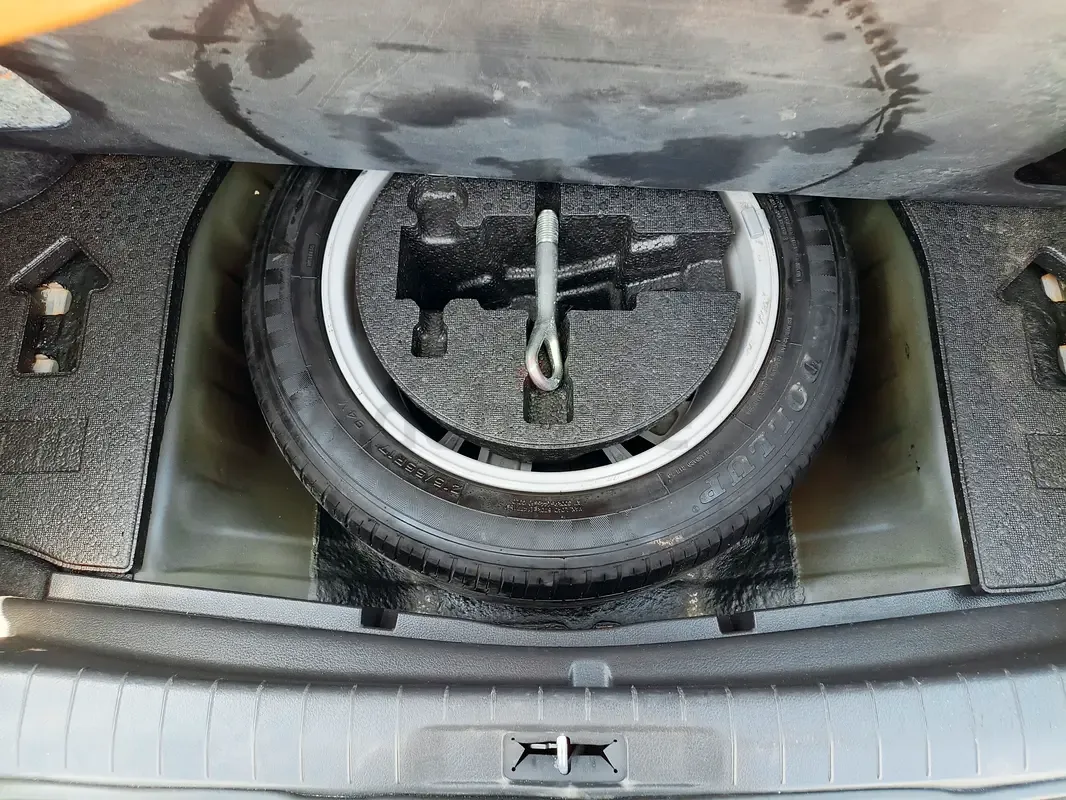 Nissan Altima 2.5 CVT (182 hp) - 15