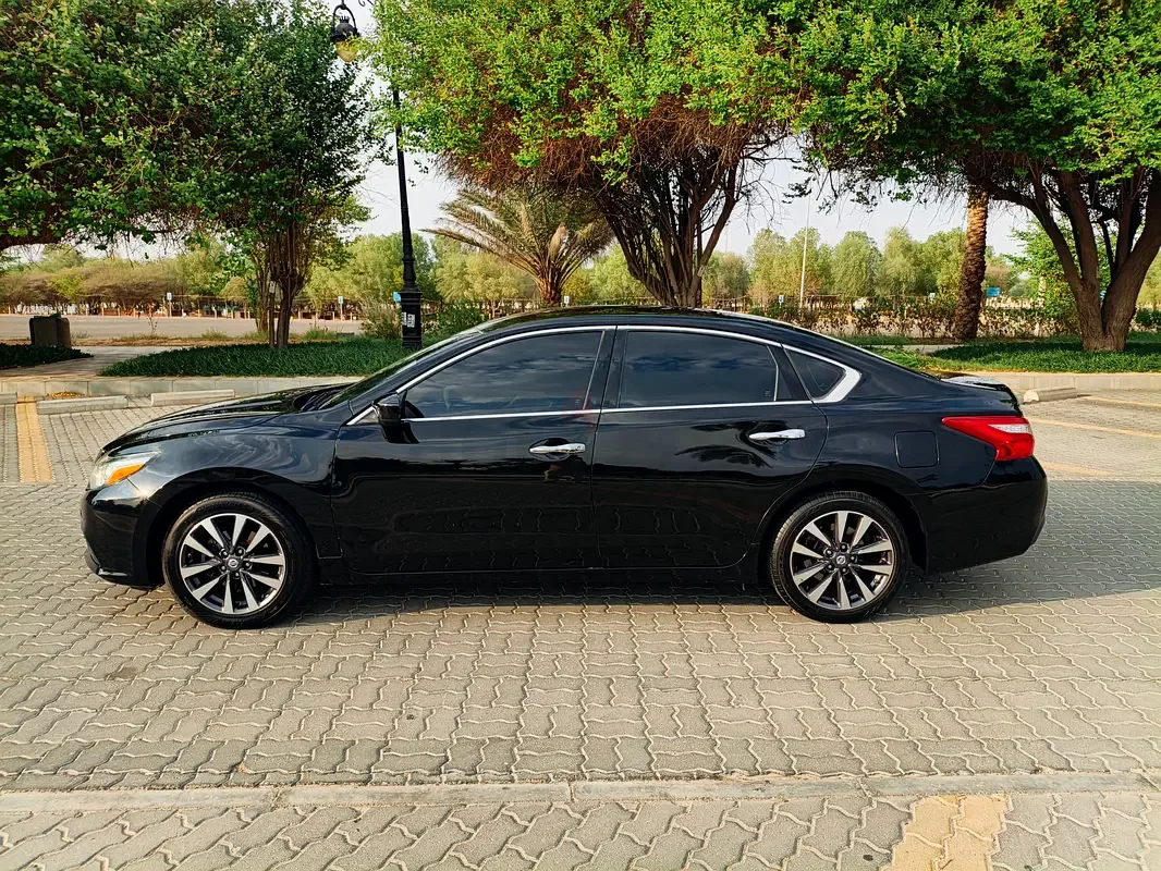Nissan Altima 2.5 CVT (182 hp) - 4