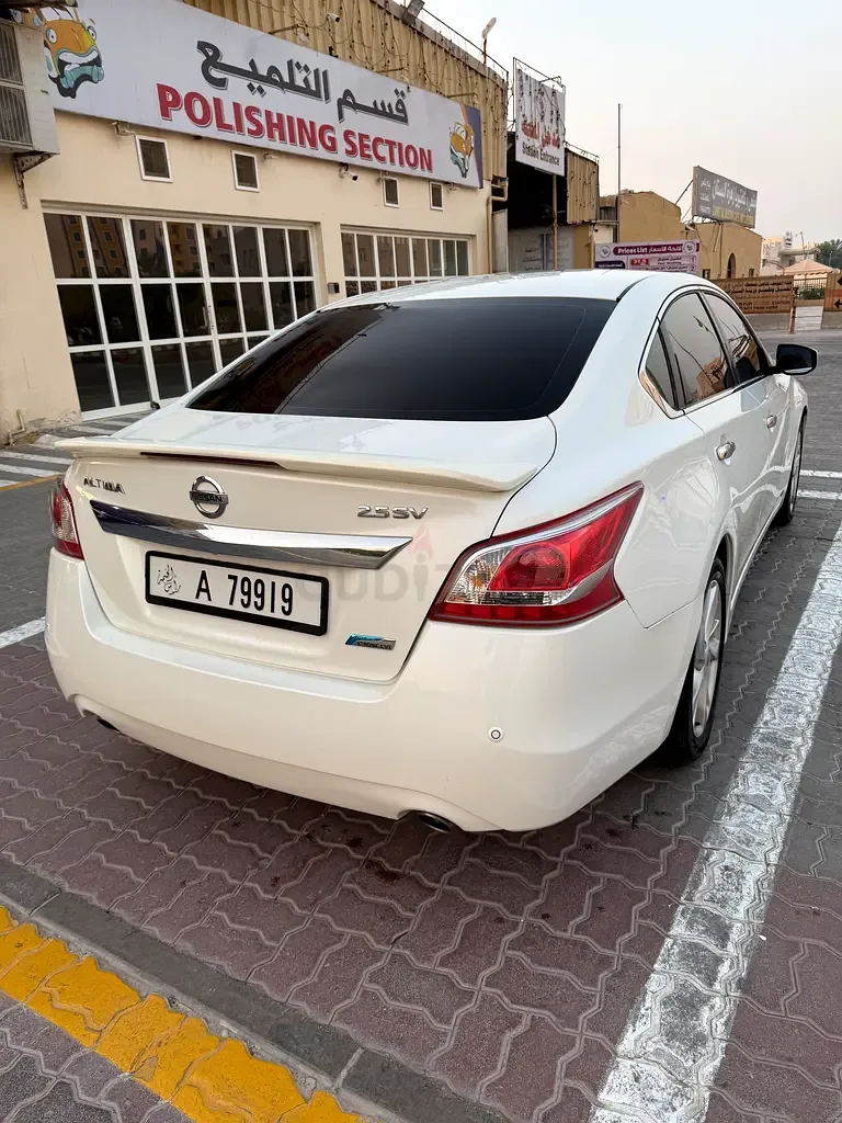 Nissan Altima 2.5 CVT (182 hp) - 5