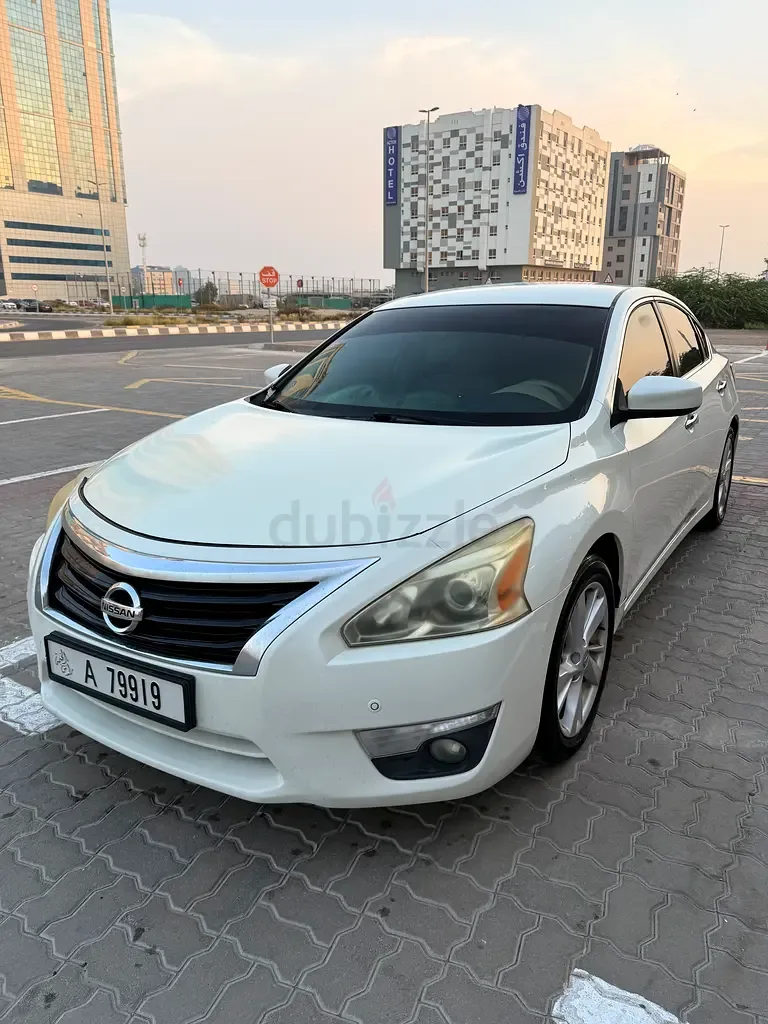 Nissan Altima 2.5 CVT (182 hp) - 3